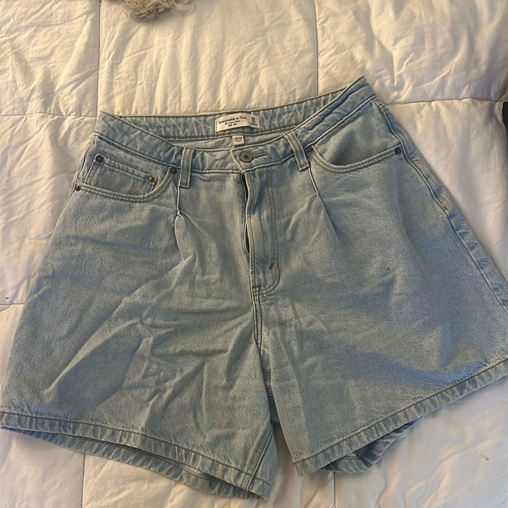 Abercrombie and Fitch High Rise Loose Short